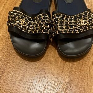 Women's Black and Gold Chain Slides Sandals shoes pool trendy sz9-10 Boutique